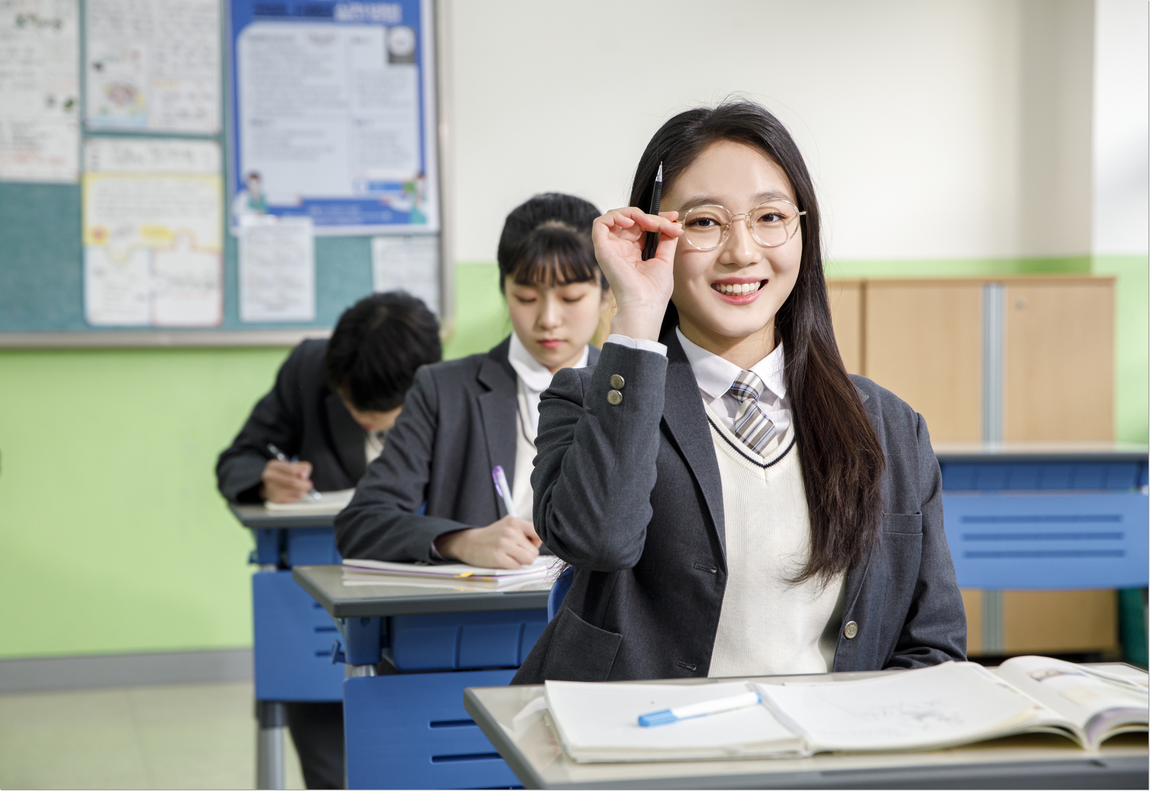 국어 내신에서 답의 근거 찾기 — 교실에서 질문을 준비하는 학생